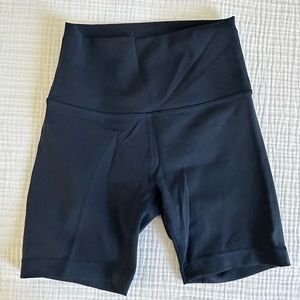 Lululemon Wunder Under 6” Bike Shorts!